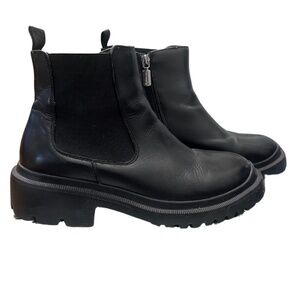 Blondo Cayla Chelsea Boot, Black Leather, Womens Size 8 US